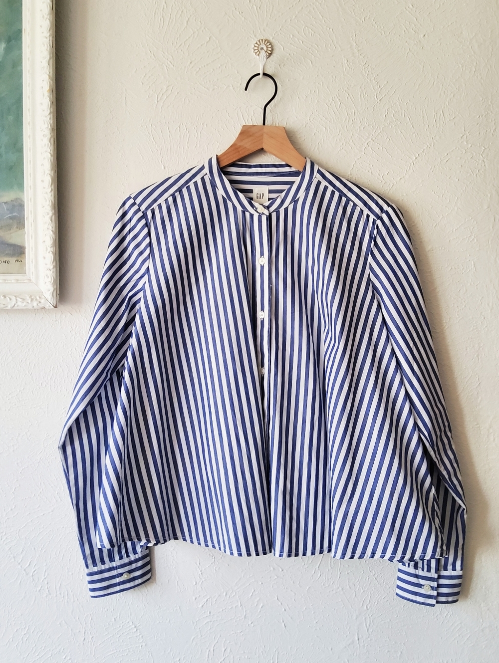 GAP - Collarless Button-up Poplin Shirt - Picture 2 of 6